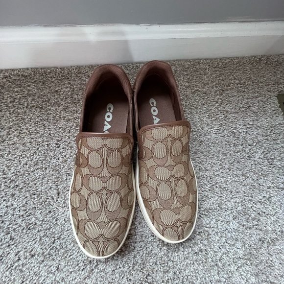 Coach Canvas Slip On Size 6 - Picture 4 of 10